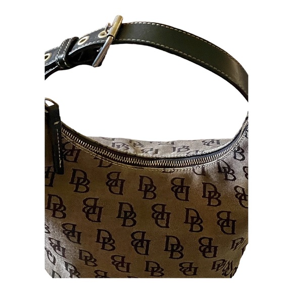 Dooney & Bourke - Picture 4 of 16